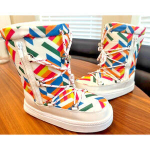 ALDO MOON BOOTS 6.5 Puffer SNOW APRES SKI COMFY RARE 90s Vintage Color Burst NEW